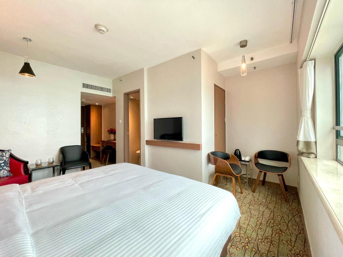 Lander Grand Hotel Гонконг Экстерьер фото